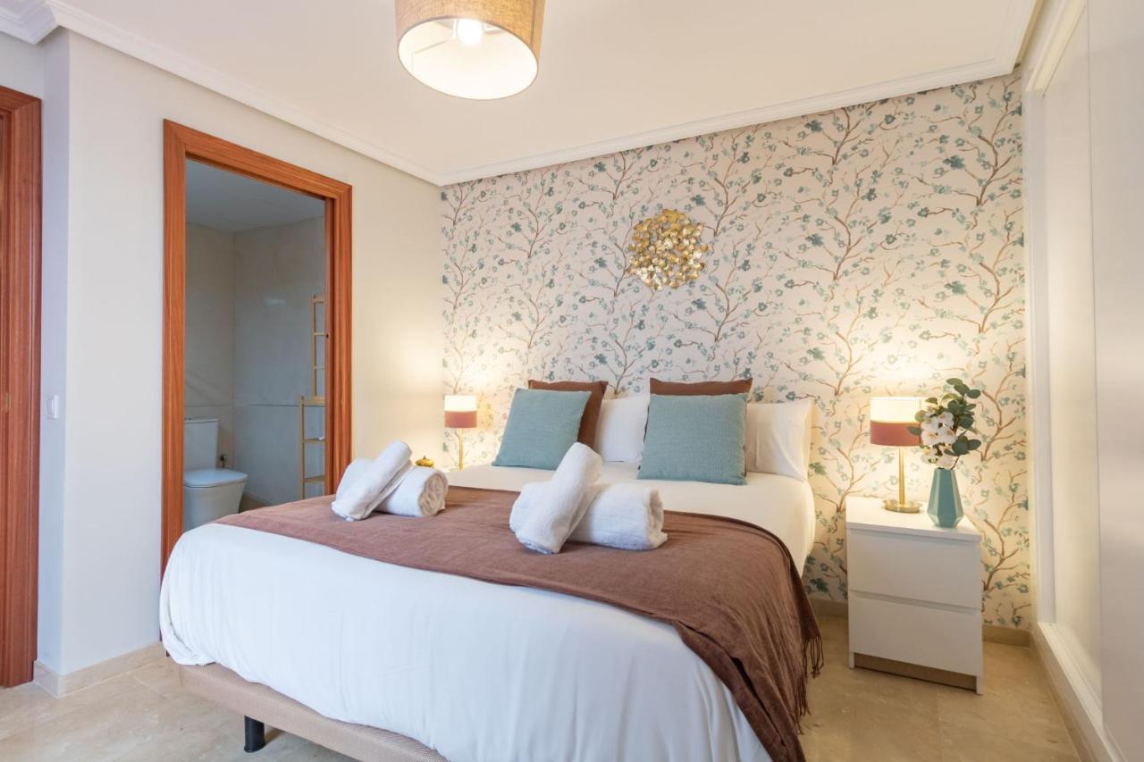 San Jacinto Triana Deluxe By Valcambre Lägenhet Sevilla Exteriör bild